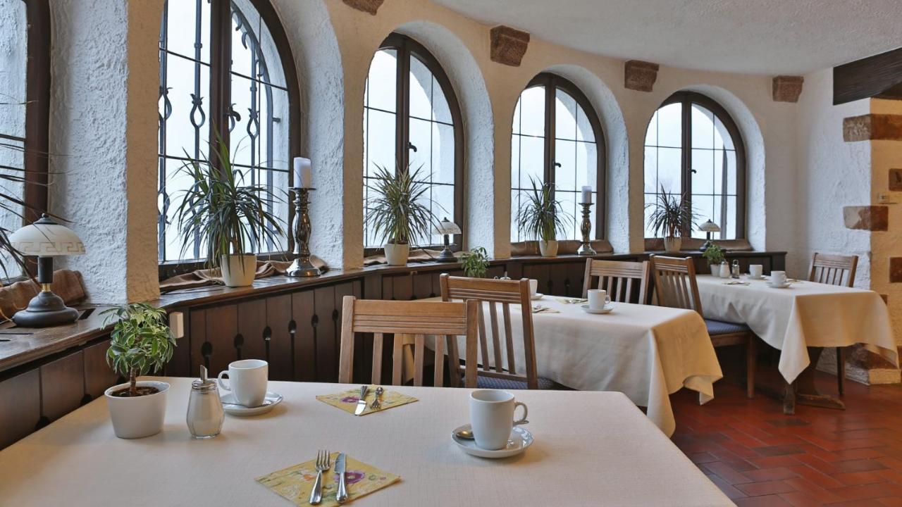 Burg Windeck ***s Buehl (Rastatt)