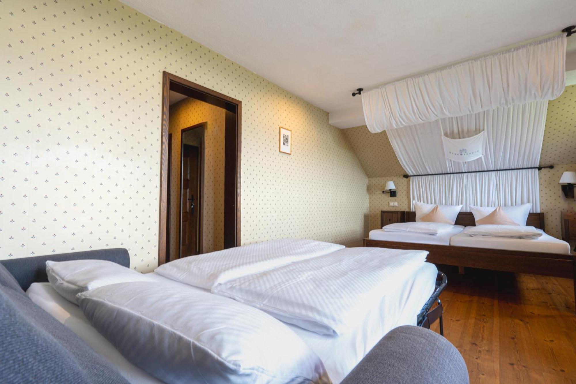 Burg Windeck ***s Hotel Buehl (Rastatt)